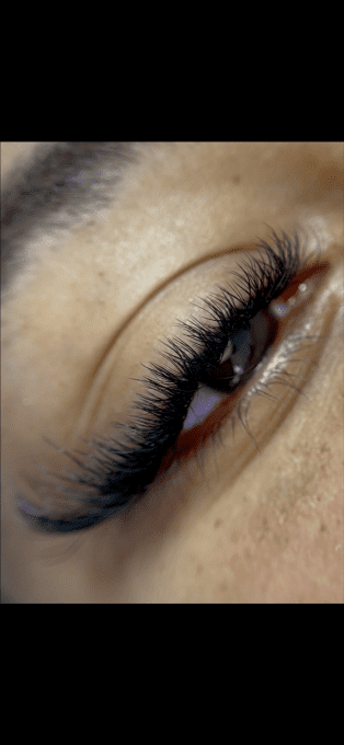 Extensions de cils - Pose Glossy 