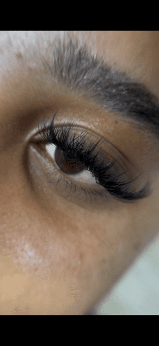 Cils + Pédicure + Epilation sourcils au fil